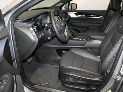 New 2025 Cadillac XT5 Premium Luxury w/ LPO, Red Accent Package image 4