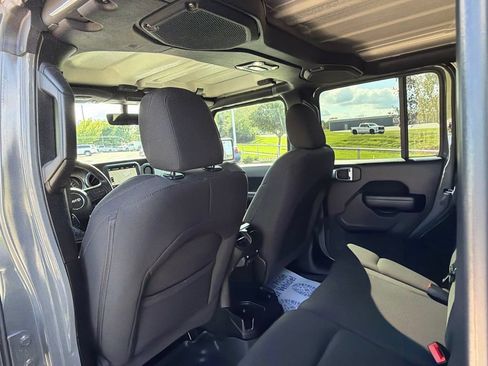 Used 2021 Jeep Wrangler Unlimited Sport AWD/4WD image 35