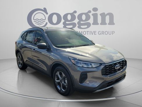New 2026 Ford Escape ST-Line w/ Tech Pack #1 FWD image 5