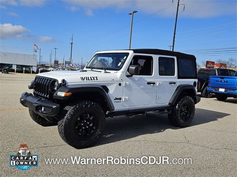 Used 2022 Jeep Wrangler Unlimited Sport image 3