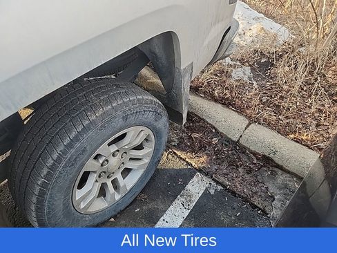 Used 2018 Chevrolet Silverado 1500 LT w/ All Star Edition image 7