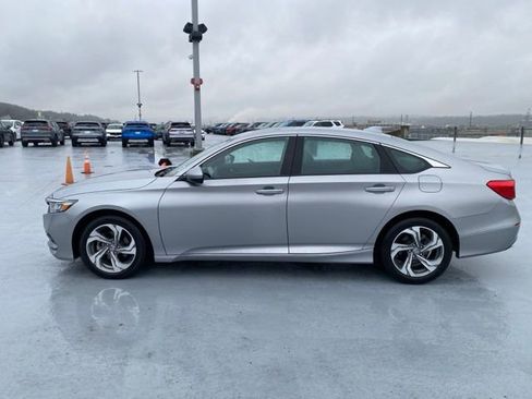 Certified 2020 Honda Accord EX image 9