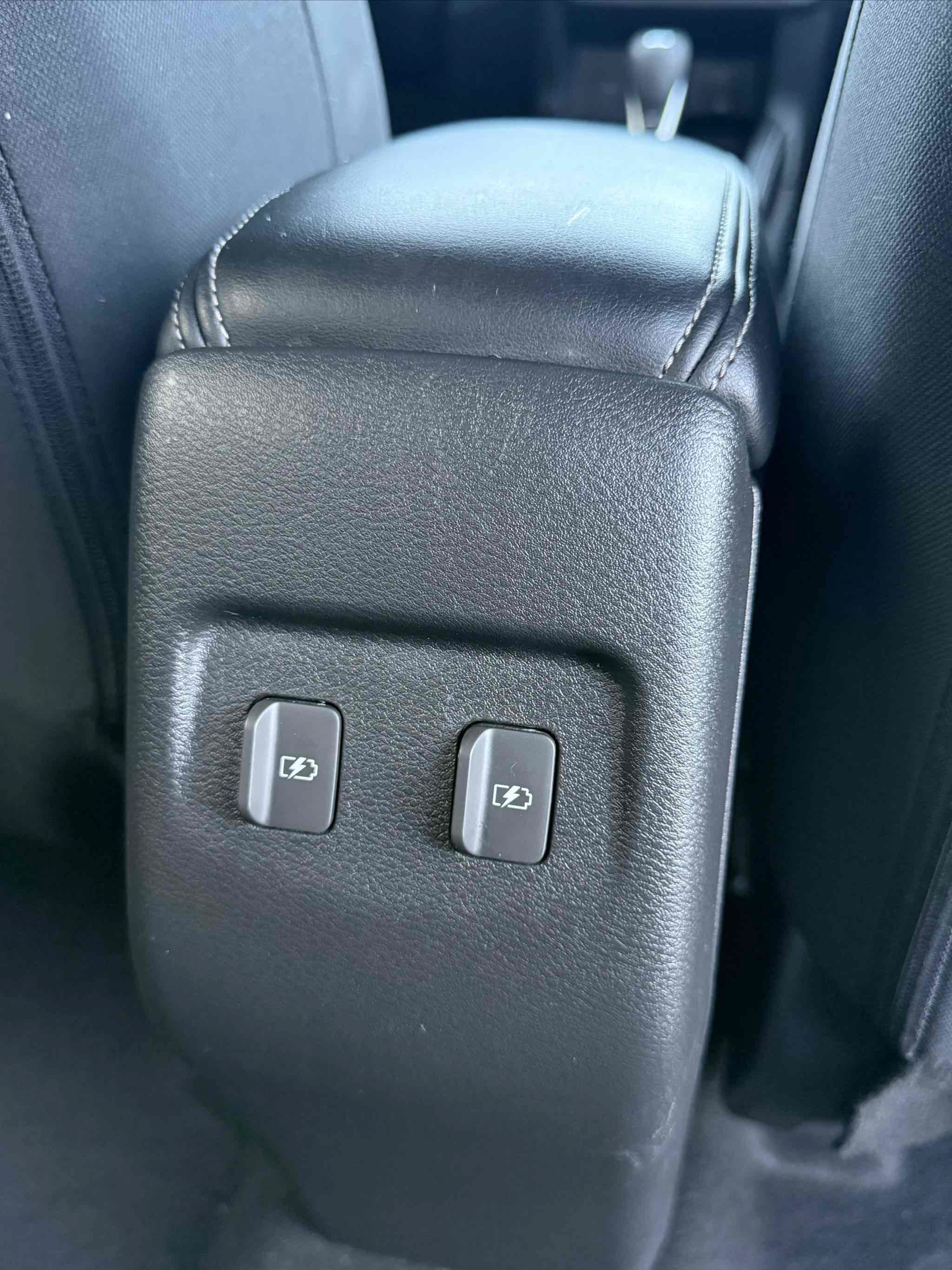 Used 2022 Nissan Kicks SV FWD image 55