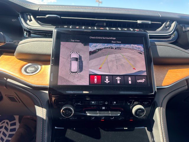 Certified 2023 Jeep Grand Cherokee Summit AWD/4WD image 26