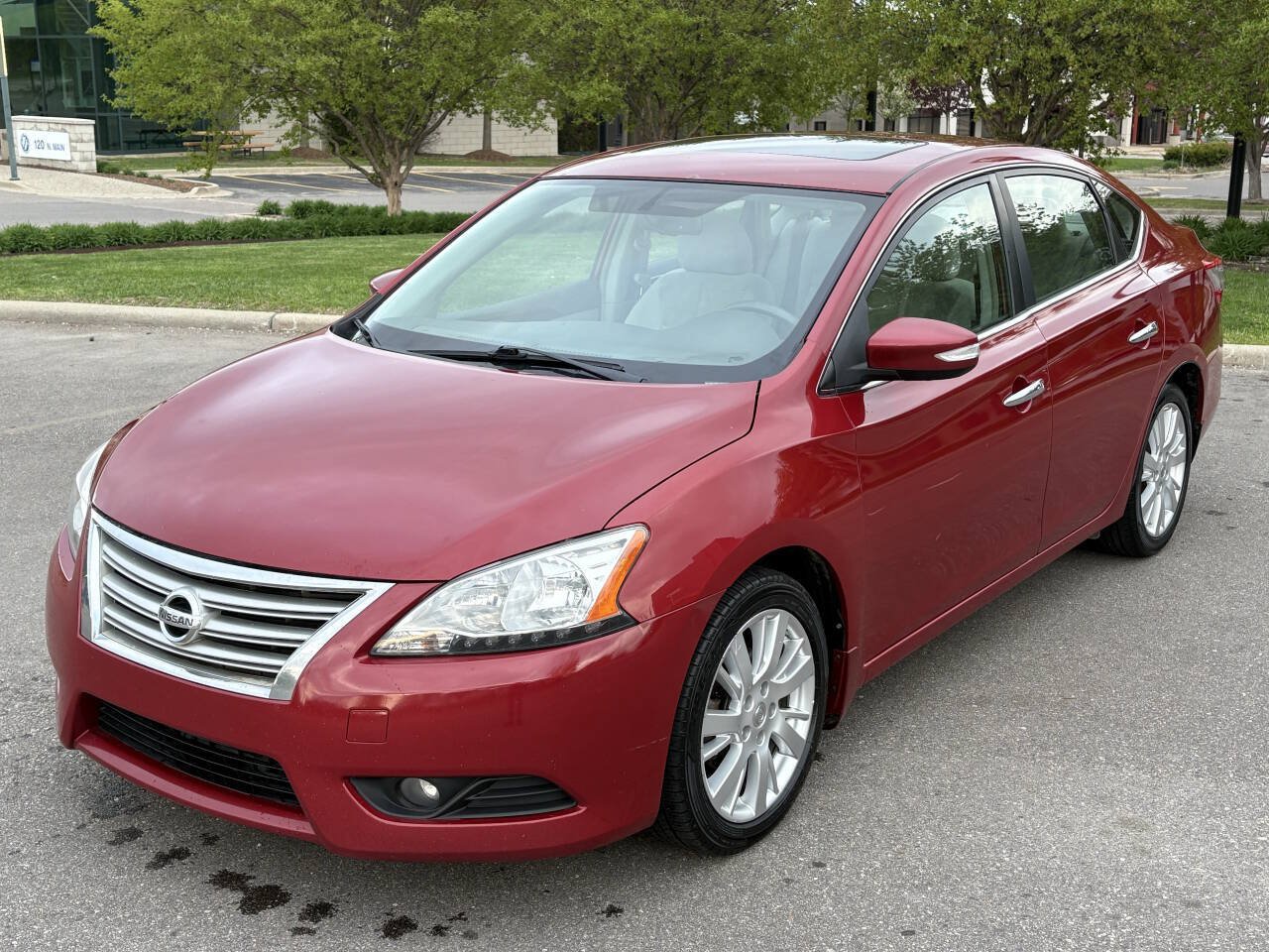 Used 2013 Nissan Sentra SL w/ Premium Pkg FWD image 3