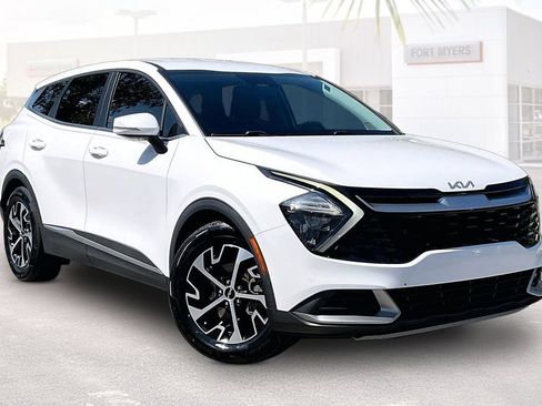 Used 2023 Kia Sportage EX FWD image 1