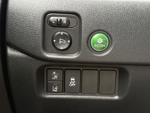 Used 2022 Honda Pilot TrailSport image 23