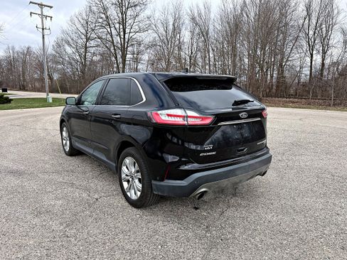Used 2020 Ford Edge Titanium w/ Equipment Group 301A image 7