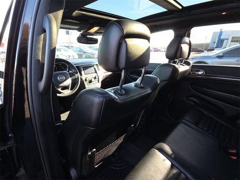 Used 2019 Jeep Grand Cherokee Limited X image 27