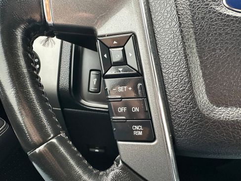 Used 2016 Ford Expedition Max Platinum image 24