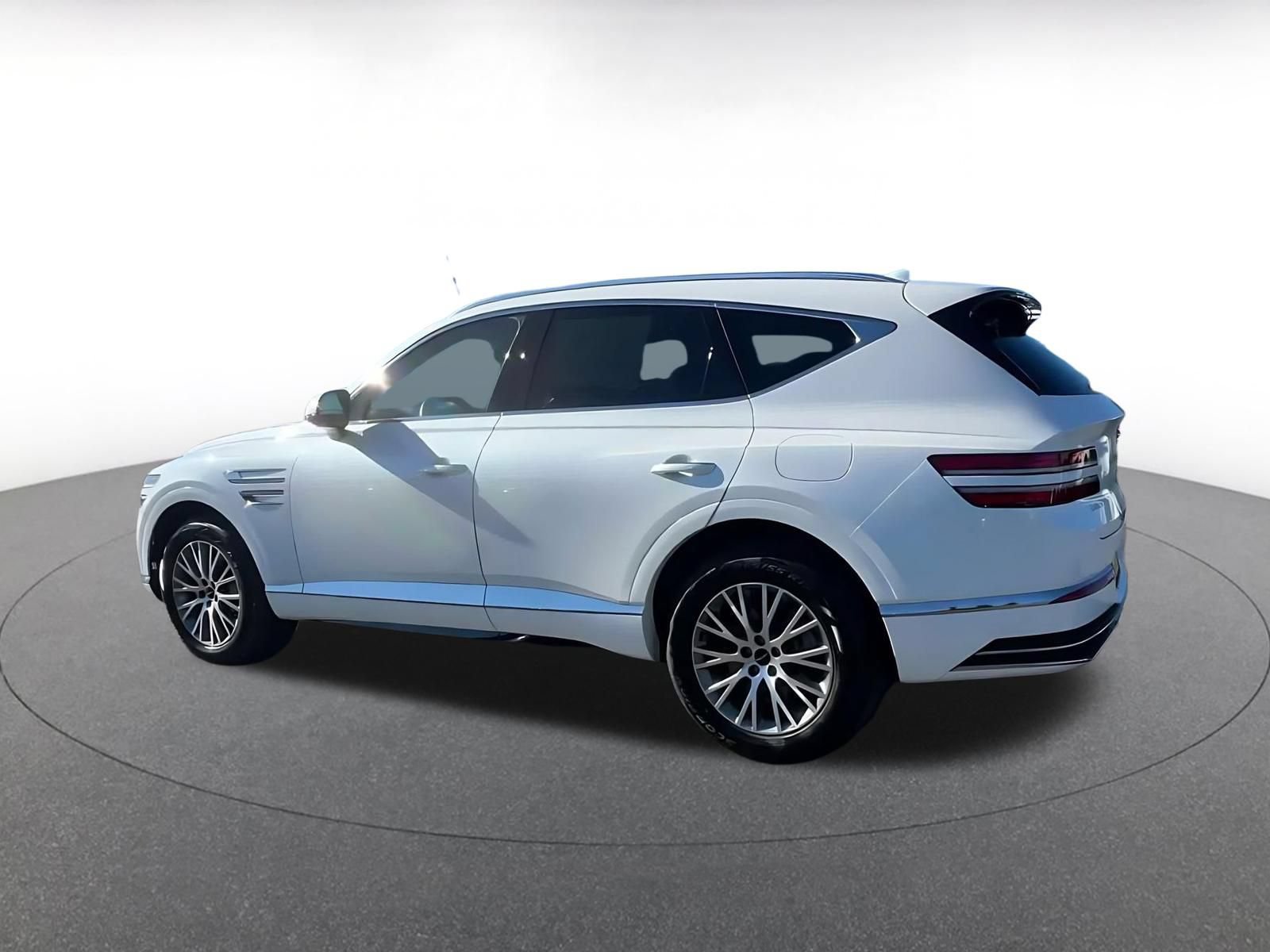 Used 2026 Genesis GV80 2.5T AWD/4WD image 9
