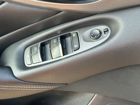Used 2015 INFINITI Q50 Premium w/ Navigation Package AWD/4WD image 17