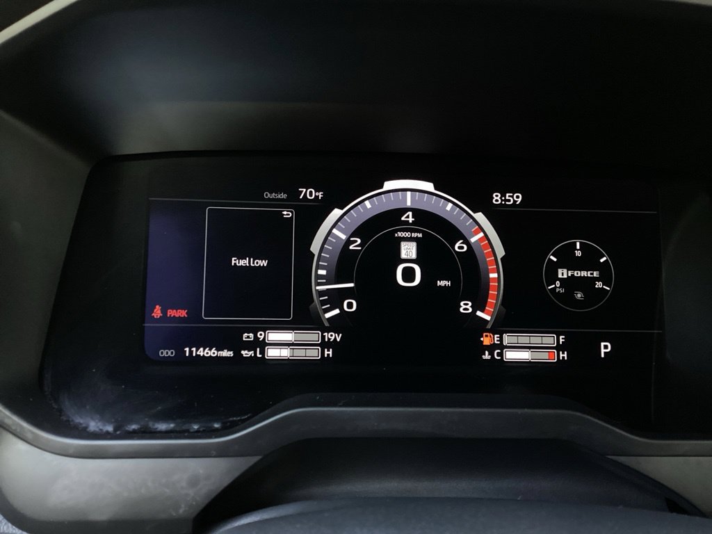 Used 2024 Toyota Tundra Limited AWD/4WD image 16