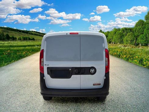 Used 2019 RAM ProMaster City Tradesman FWD image 5
