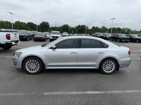 Used 2014 Volkswagen Passat TDI SEL Premium FWD image 2