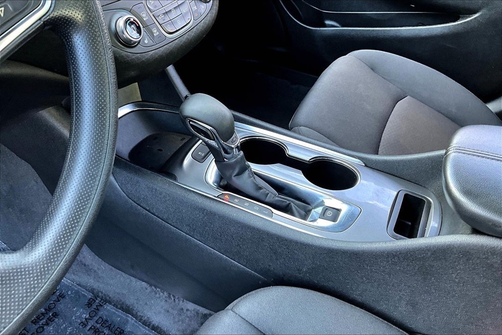 Used 2025 Chevrolet Malibu LT FWD image 19