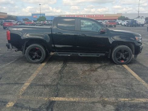 Used 2022 Chevrolet Colorado LT w/ Redline Special Edition AWD/4WD image 6