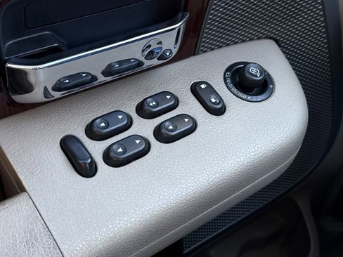 Used 2008 Ford F150 Lariat image 16