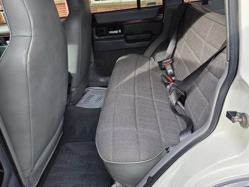 Used 1996 Jeep Cherokee 4WD 4-Door image 29