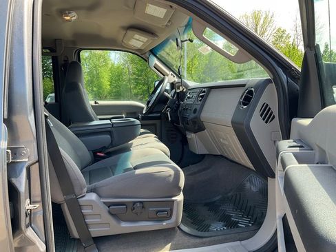 Used 2010 Ford F250 XLT AWD/4WD image 17