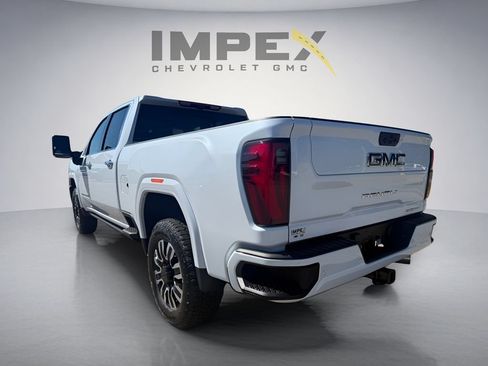 New 2026 GMC Sierra 2500 Denali Ultimate AWD/4WD image 3