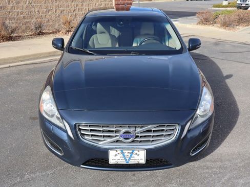 Used 2013 Volvo S60 T5 image 12