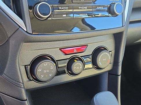 Used 2022 Subaru Impreza Premium image 16