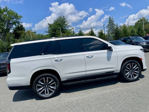 Used 2021 Cadillac Escalade Sport AWD/4WD image 7