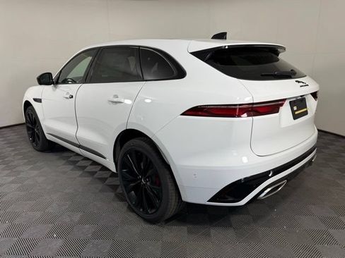 Certified 2026 Jaguar F-PACE R-Dynamic S AWD/4WD image 5
