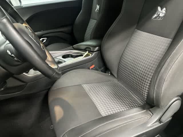 Used 2019 Dodge Challenger R/T Scat Pack RWD image 10