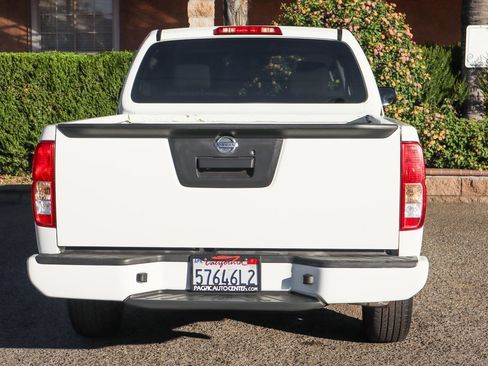 Used 2018 Nissan Frontier S image 7
