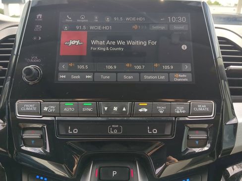 Used 2020 Honda Odyssey Elite image 24