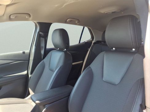 Used 2025 Buick Encore GX Preferred FWD image 18