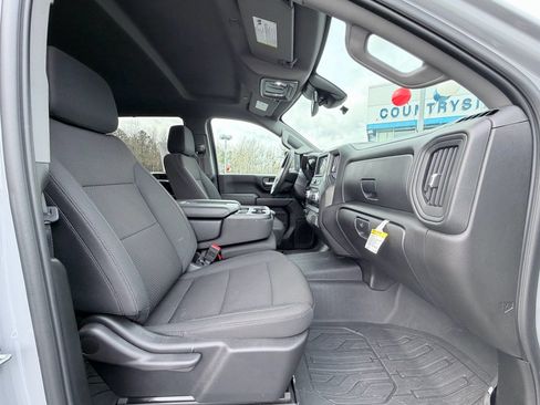 Used 2025 GMC Sierra 3500 Pro w/ 1SA Pro Safety Plus Package image 20