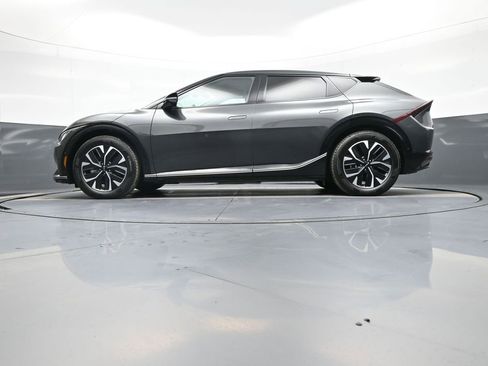 Used 2024 Kia EV6 Wind w/ Wind Technology Package image 33