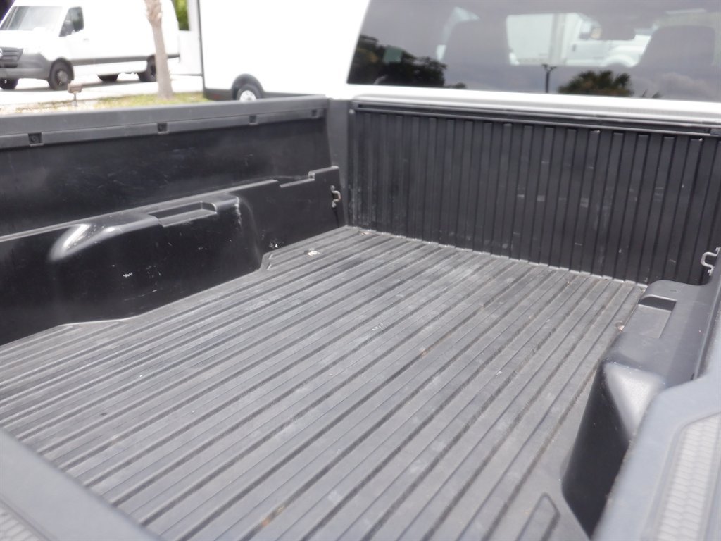 Used 2024 Toyota Tacoma SR RWD image 5