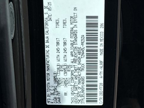 Used 2025 Toyota Tacoma SR5 AWD/4WD image 34