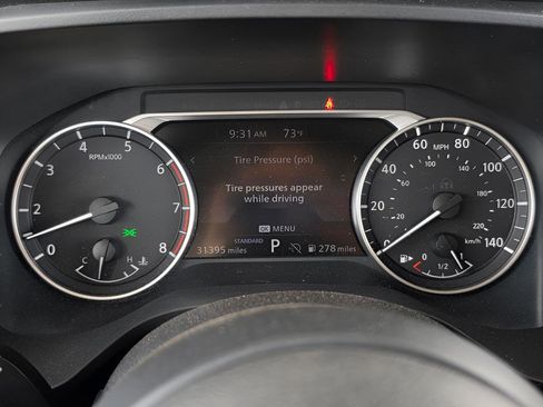 Used 2024 Nissan Rogue SV w/ SV Premium Package FWD image 30