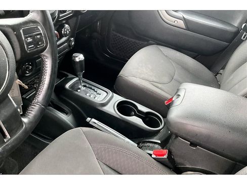 Used 2016 Jeep Wrangler Unlimited Sport w/ Quick Order Package 24S image 16