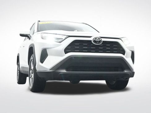 Used 2024 Toyota RAV4 XLE image 33