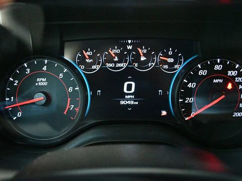 Used 2018 Chevrolet Camaro ZL1 RWD image 38