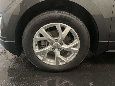 Used 2018 Chevrolet Equinox Premier FWD image 24