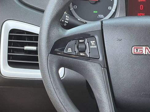 Used 2017 GMC Terrain SLE FWD image 22