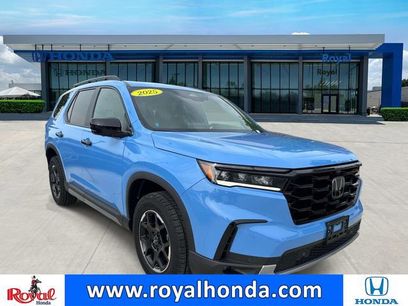 Certified 2025 Honda Pilot TrailSport