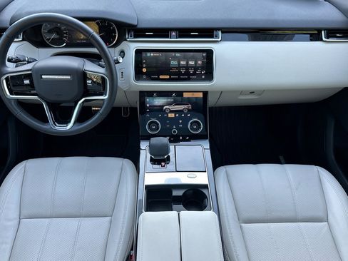 Used 2023 Land Rover Range Rover Velar R-Dynamic S image 27