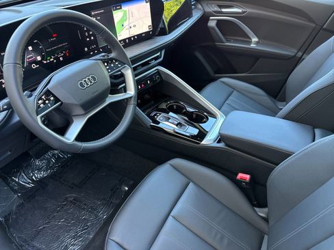 New 2025 Audi Q5 Premium image 7