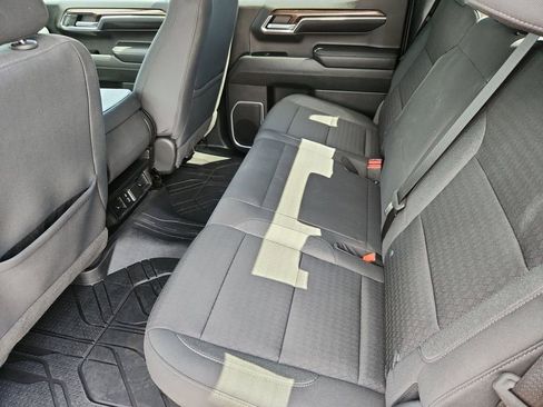 Used 2023 Chevrolet Silverado 1500 LT image 13