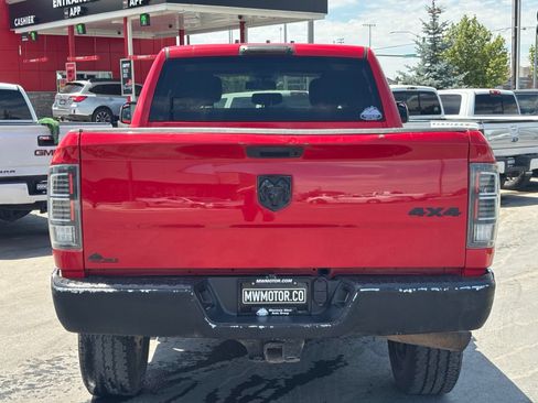 Used 2017 RAM 2500 Tradesman w/ Chrome Appearance Group AWD/4WD image 9