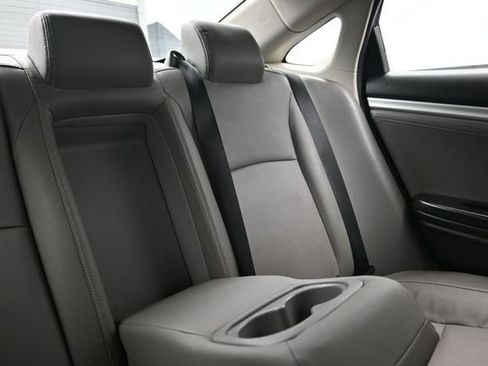 Used 2021 Honda Civic EX-L image 15