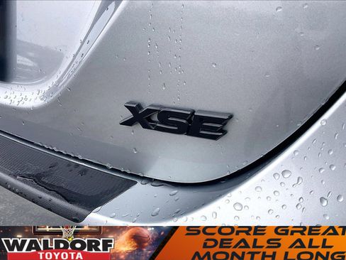 Used 2021 Toyota Camry XSE image 10